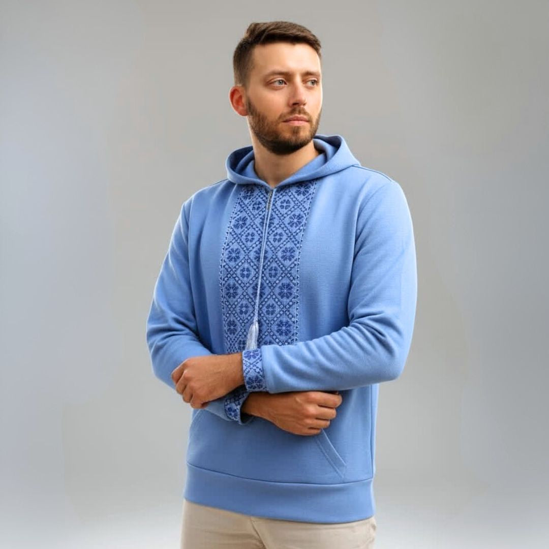 Hoodie Bleu ciel à Broderie Traditionnelle