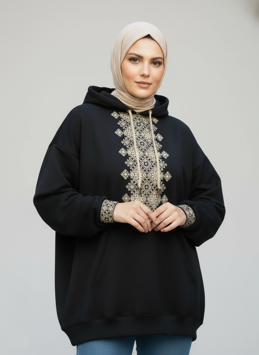 Hoodie Noir avec Broderie Traditionnelle Élégante